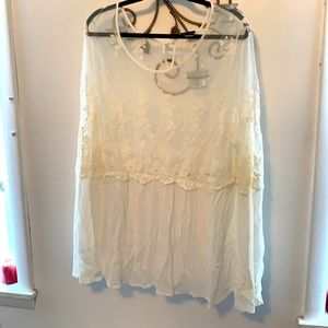Torrid Size 3. Boho cream lace top.